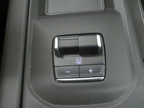 New 2025 GMC Sierra 2500 AT4 w/ AT4 Premium Plus Package image 32