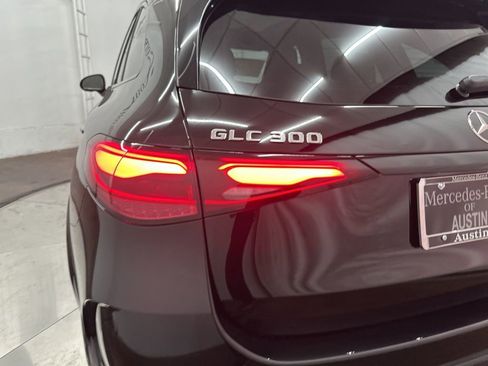 Used 2026 Mercedes-Benz GLC 300 GLC 300 image 30