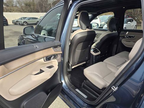 Certified 2025 Volvo XC90 T8 Ultra image 15