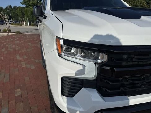 Used 2024 Chevrolet Silverado 1500 LT Trail Boss w/ LT Trail Boss Premium Package AWD/4WD image 20