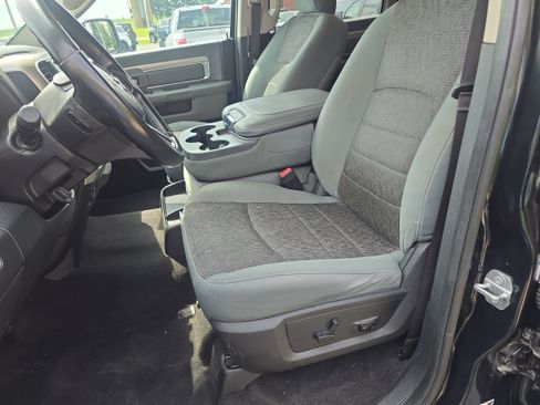 Used 2017 RAM 1500 Big Horn AWD/4WD image 9