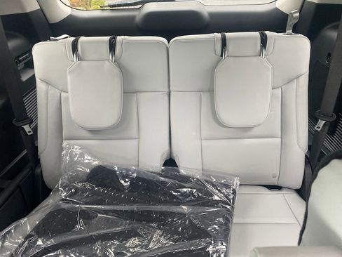New 2026 Ford Explorer Platinum w/ LUX Leather Package image 31