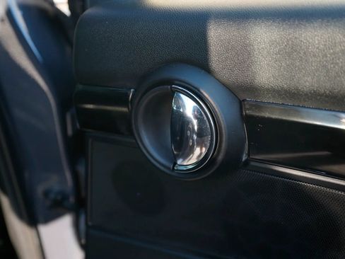 Used 2019 MINI Cooper Countryman S w/ Premium Package FWD image 34