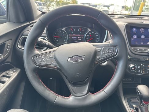 Used 2023 Chevrolet Equinox RS w/ RS Leather Package image 21