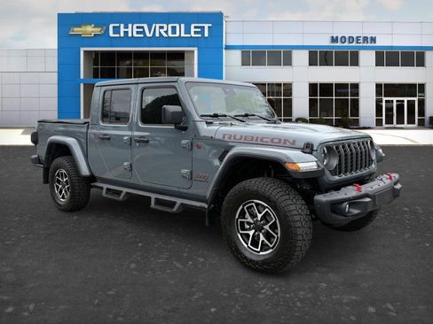 Used 2025 Jeep Gladiator Rubicon image 6