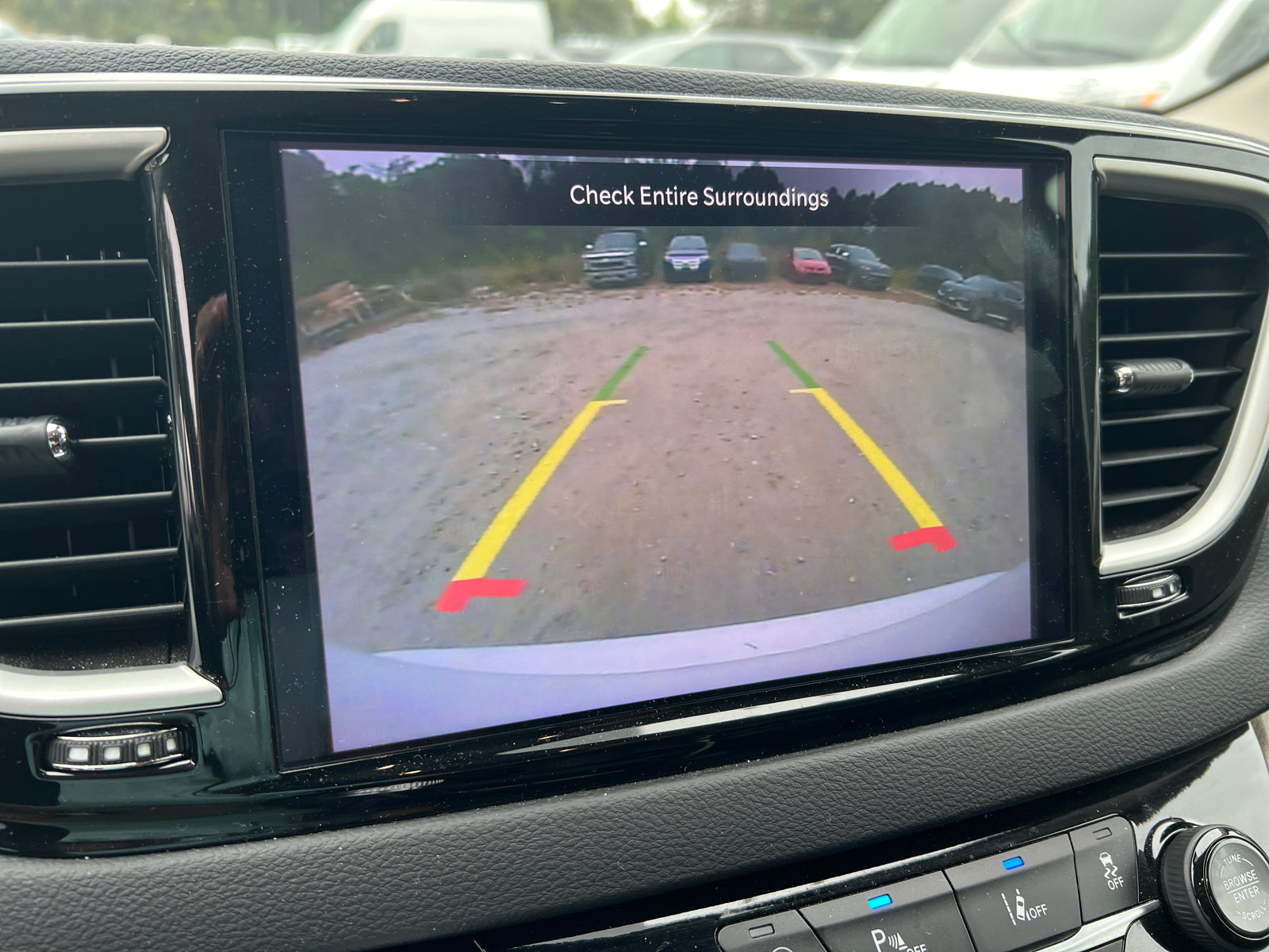 Used 2024 Chrysler Pacifica Touring-L FWD image 28