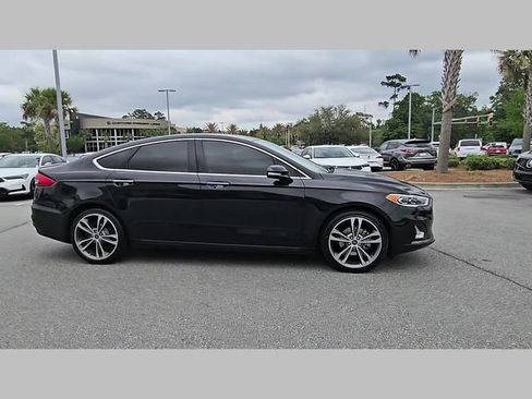 Used 2019 Ford Fusion Titanium AWD/4WD image 30