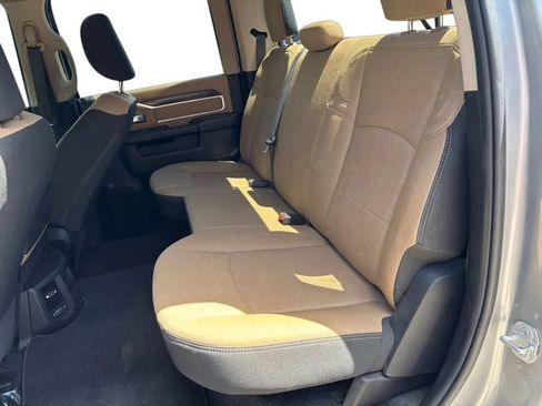 Used 2022 RAM 2500 Big Horn AWD/4WD image 24