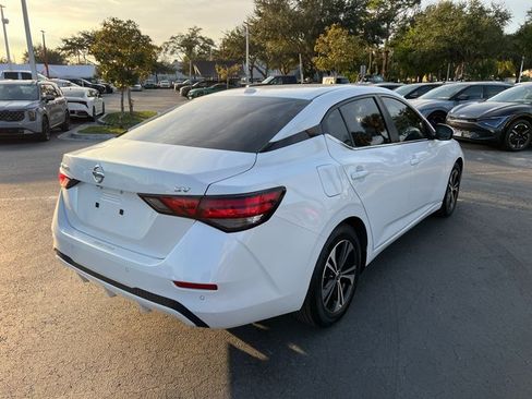 Used 2022 Nissan Sentra SV w/ Trunk Package image 6