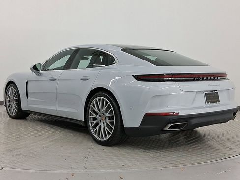 New 2026 Porsche Panamera 4 image 3