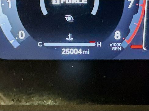 Used 2025 Toyota Tacoma TRD Off-Road image 19