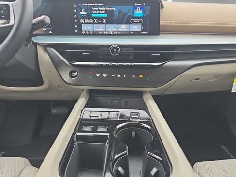 New 2026 Nissan Murano Platinum image 3