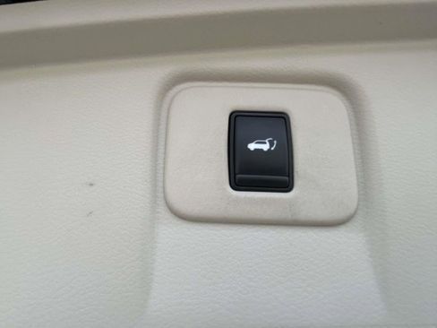 Used 2019 Nissan Murano Platinum image 12