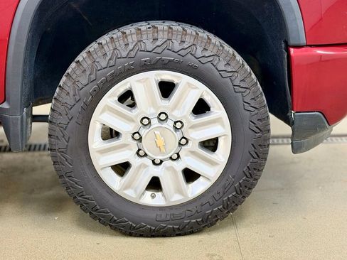 Used 2024 Chevrolet Silverado 3500 High Country w/ Z71 Off-Road Package AWD/4WD image 4