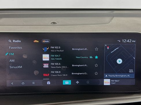 Used 2024 Kia Sorento S image 21