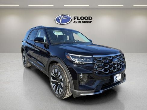 New 2026 Ford Explorer Active w/ Active Comfort Package AWD/4WD image 1