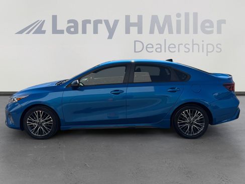 Used 2024 Kia Forte GT-Line w/ GT-Line Premium Package FWD image 2