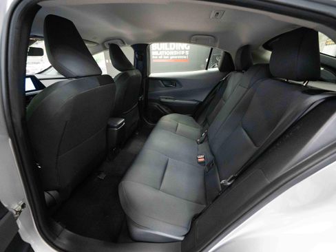 Used 2024 Toyota Prius LE FWD image 23