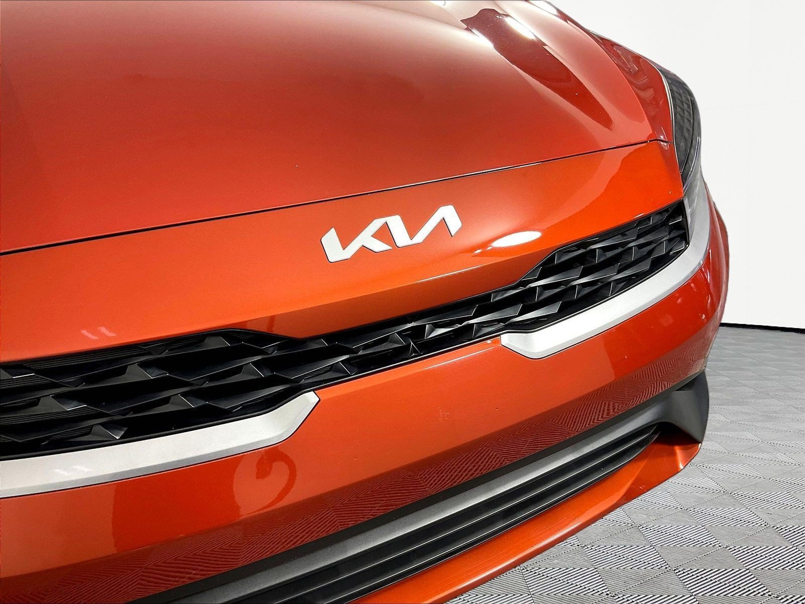 Used 2023 Kia Forte LXS w/ LXS Technology Package FWD image 32