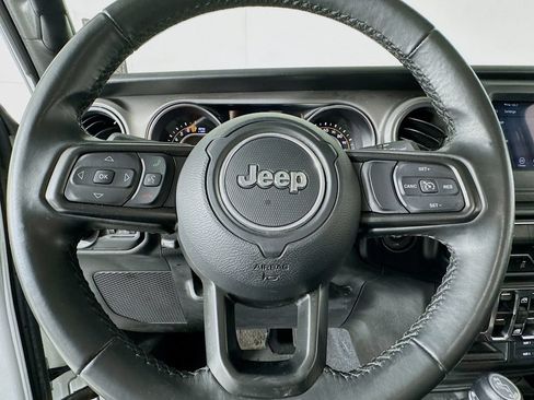 Used 2021 Jeep Gladiator Sport AWD/4WD image 42