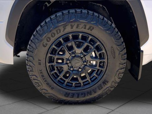 Used 2025 Toyota Tundra SR5 RWD image 11