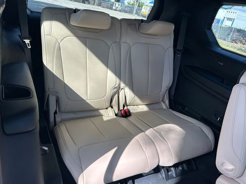 New 2026 Jeep Grand Cherokee L Limited image 37