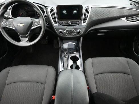 Used 2024 Chevrolet Malibu LT image 11