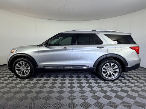 Used 2022 Ford Explorer Limited AWD/4WD image 11