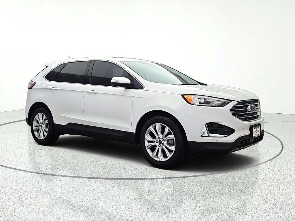 Used 2021 Ford Edge Titanium AWD/4WD image 9
