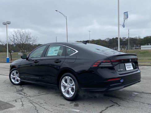 New 2025 Honda Accord LX image 5