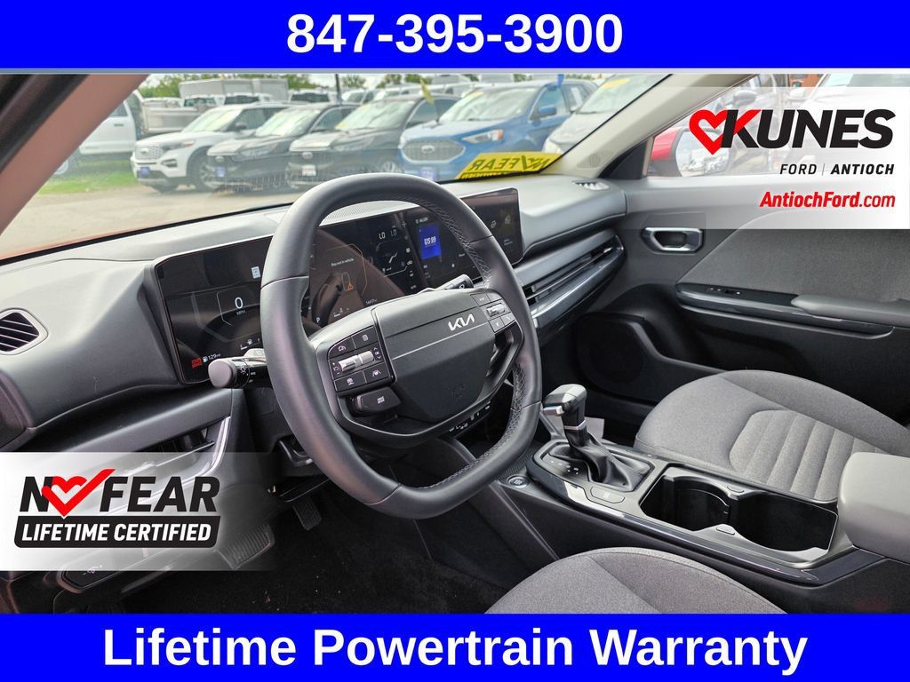 Used 2025 Kia K4 EX FWD image 21