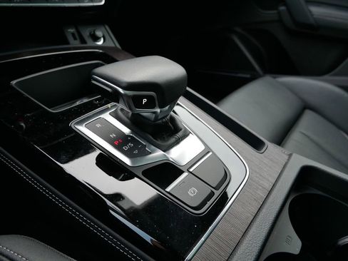 Used 2024 Audi Q5 2.0T Premium Plus image 21