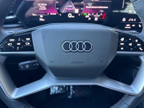 New 2025 Audi Q5 Premium AWD/4WD image 23