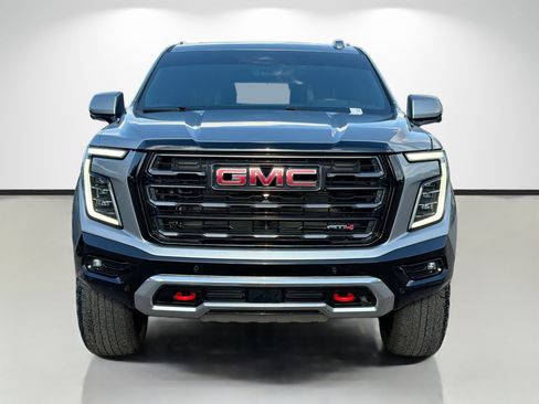 Used 2025 GMC Yukon AT4 Ultimate image 8