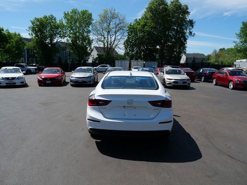 Used 2019 Honda Insight EX image 4