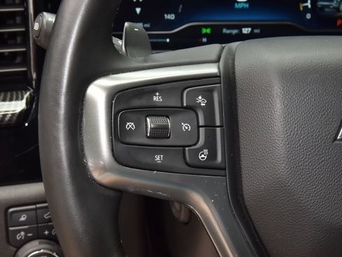 Used 2025 Chevrolet Silverado 1500 LTZ AWD/4WD image 23