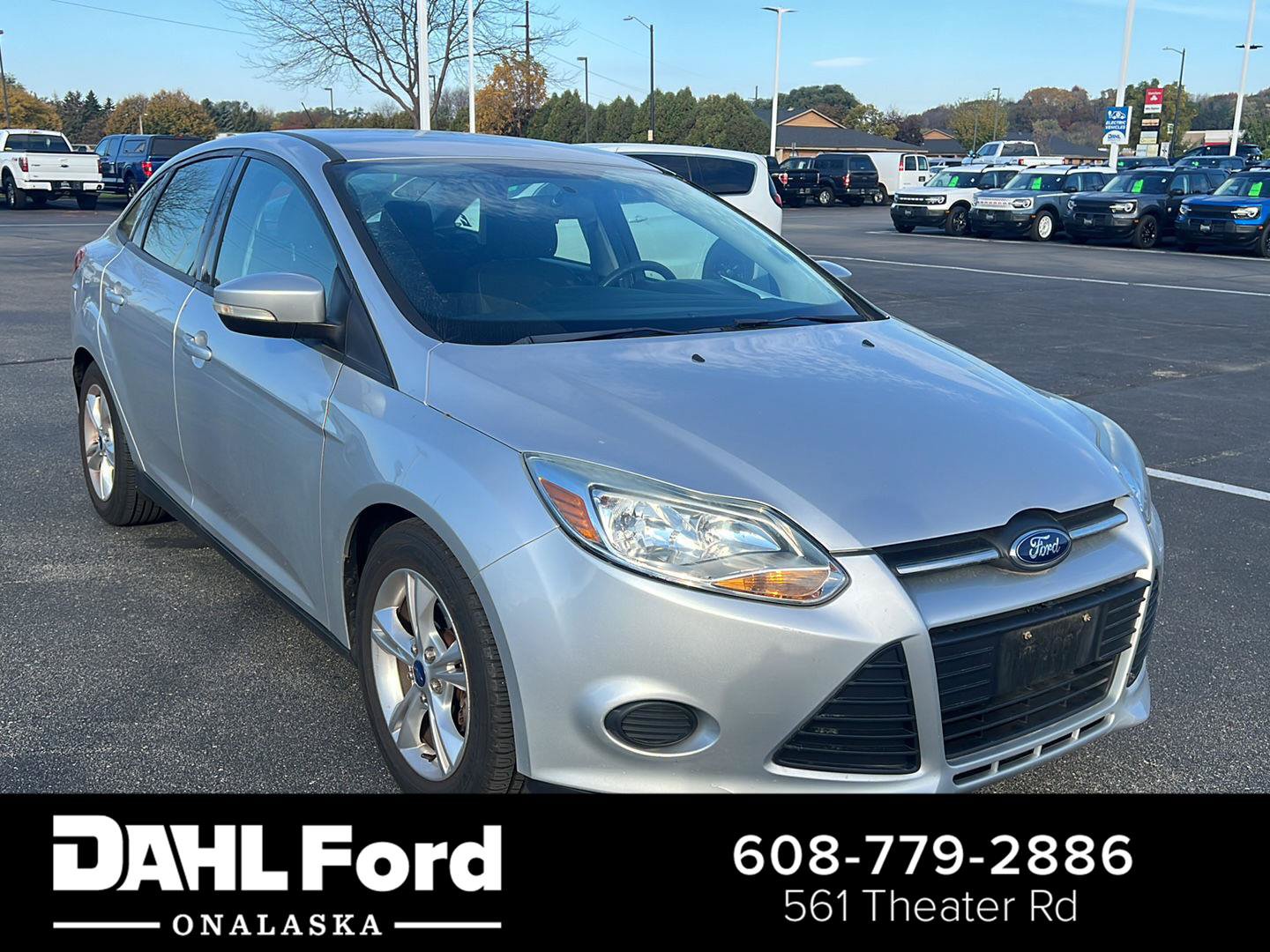 Used 2014 Ford Focus SE FWD image 1