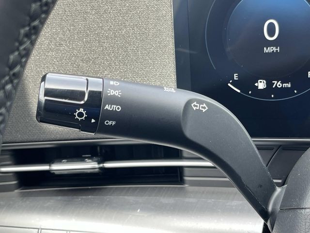 New 2026 Hyundai Kona Limited FWD image 30