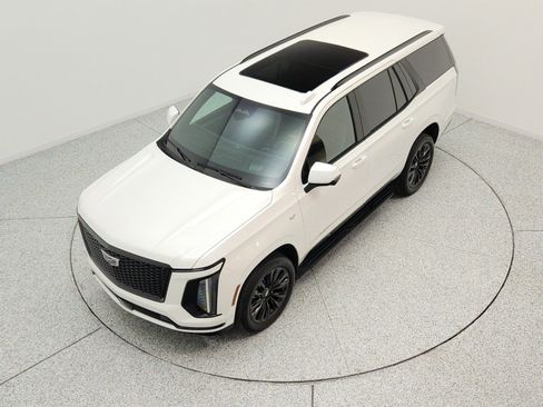 Used 2025 Cadillac Escalade Sport w/ LPO, ONYX Package AWD/4WD image 22