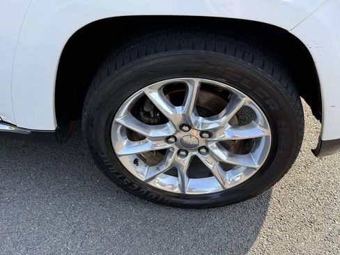 Used 2016 Jeep Grand Cherokee Summit AWD/4WD image 12