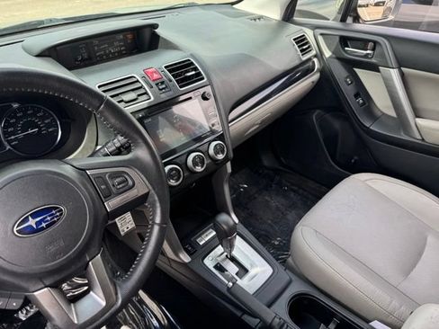 Used 2018 Subaru Forester 2.5i Limited AWD/4WD image 14