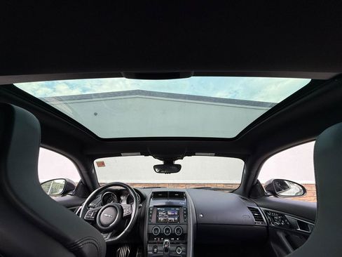 Used 2016 Jaguar F-TYPE R AWD/4WD image 32
