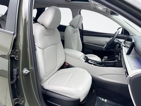 Used 2025 Hyundai Tucson SEL image 17