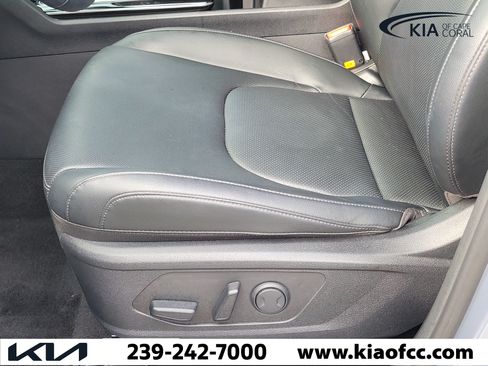 Certified 2024 Kia Sportage EX FWD image 23