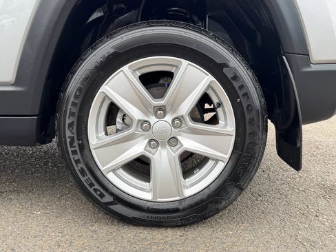 Used 2022 Jeep Compass Latitude w/ Convenience Group image 21