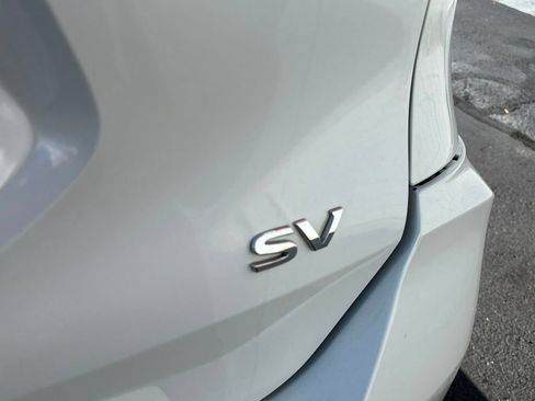 Used 2018 Nissan Rogue SV FWD image 31