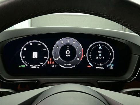 Certified 2024 Porsche Cayenne Coupe AWD/4WD image 9