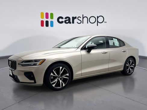 Used 2023 Volvo S60 B5 Core AWD/4WD image 1