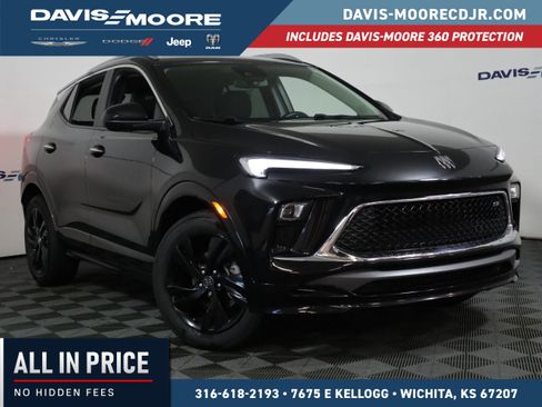 Used 2024 Buick Encore GX Sport Touring FWD image 1