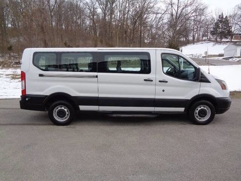 Used 2019 Ford Transit 350 XL image 7